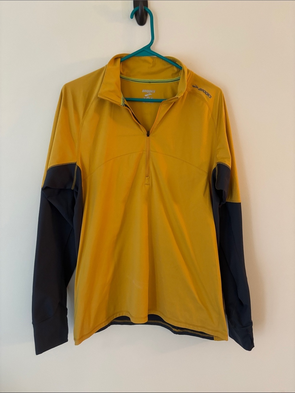 Brooks Long-Sleeve Quarter-Zip Pullover in Mustard and Black